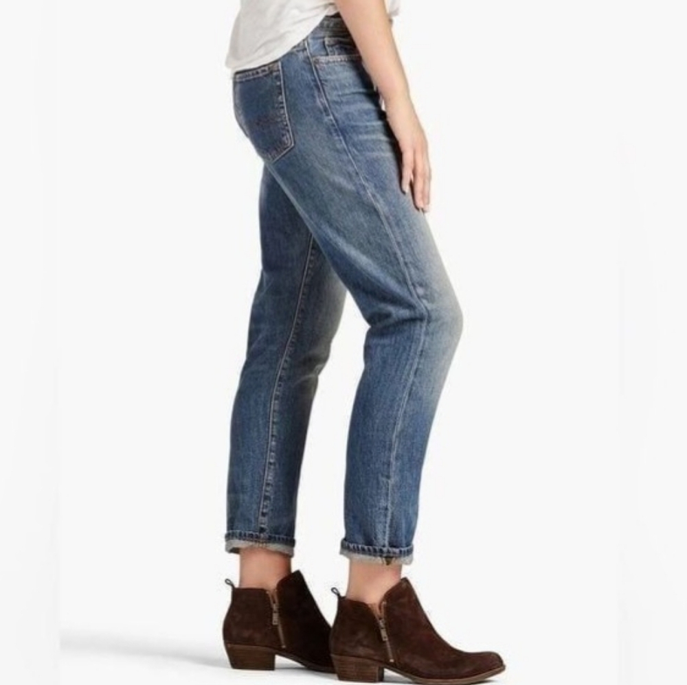 Lucky Brand Light Blue Dylan Boyfriend Denim Jeans